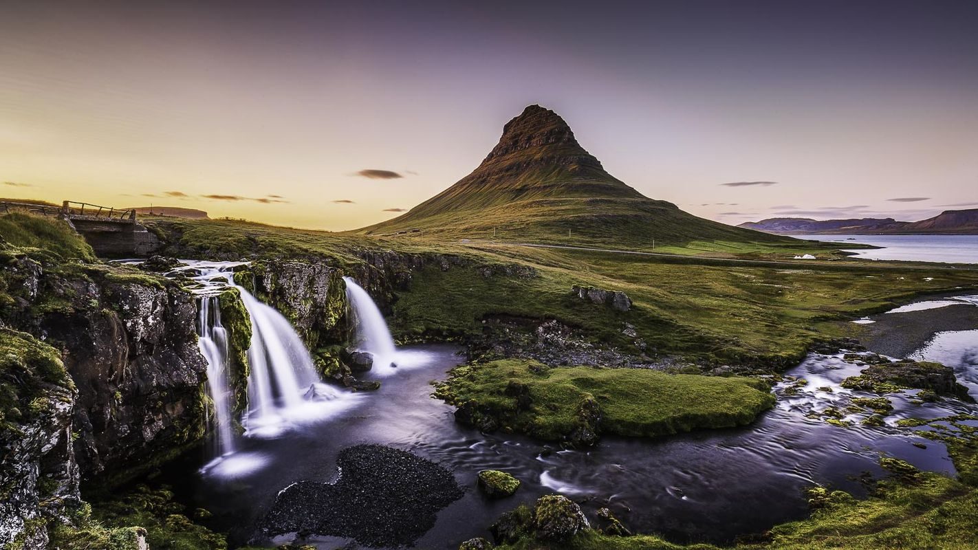 Wonders of Snæfellsnes Bus Tour
